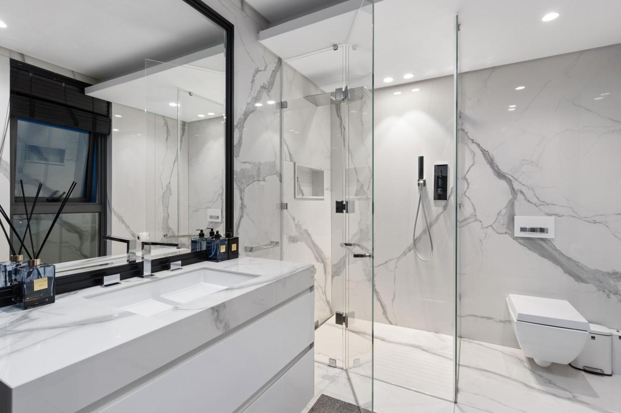 Aurum 501 Apartment