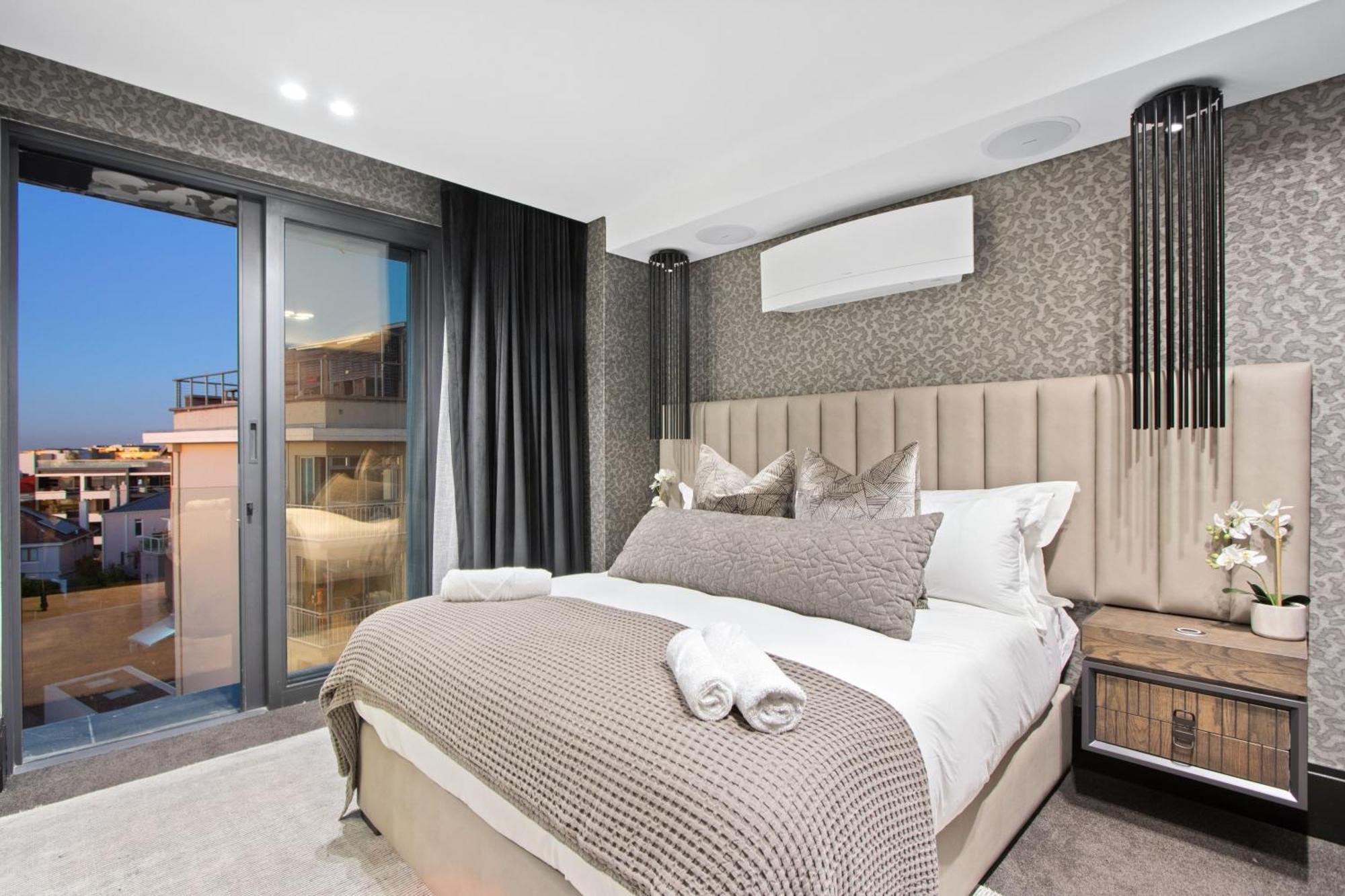 Aurum 501 Apartment